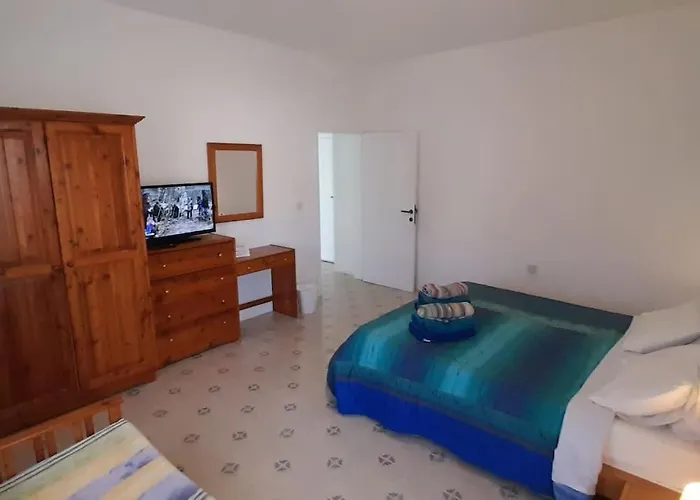 アパート Bronja Superior Airconditioned In クレンディ